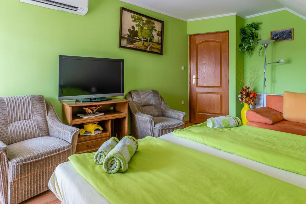 Gal Apartmanhaz Harkány Buitenkant foto