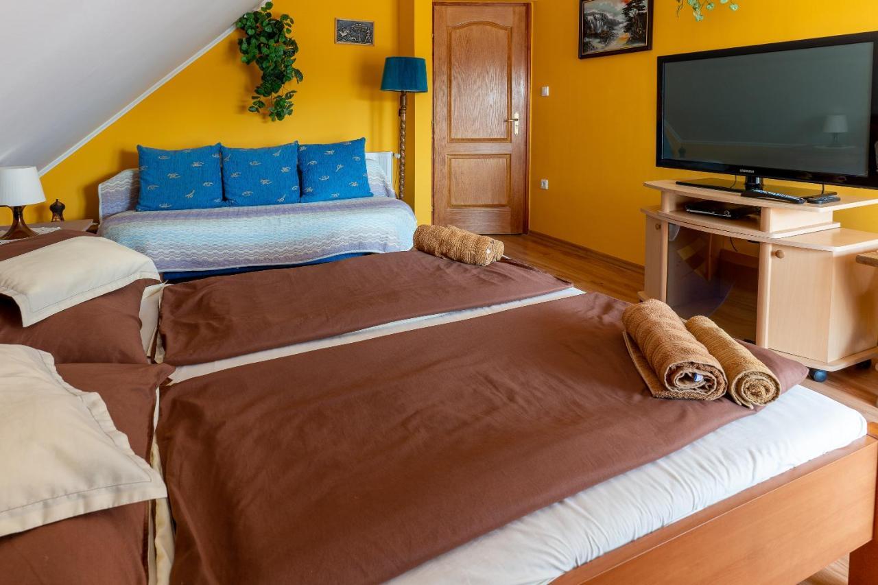 Gal Apartmanhaz Harkány Buitenkant foto