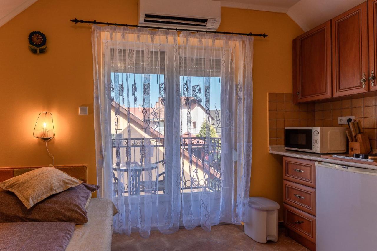 Gal Apartmanhaz Harkány Buitenkant foto