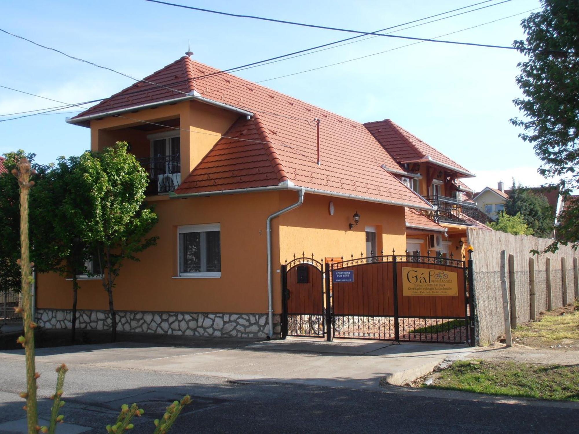 Gal Apartmanhaz Harkány Buitenkant foto
