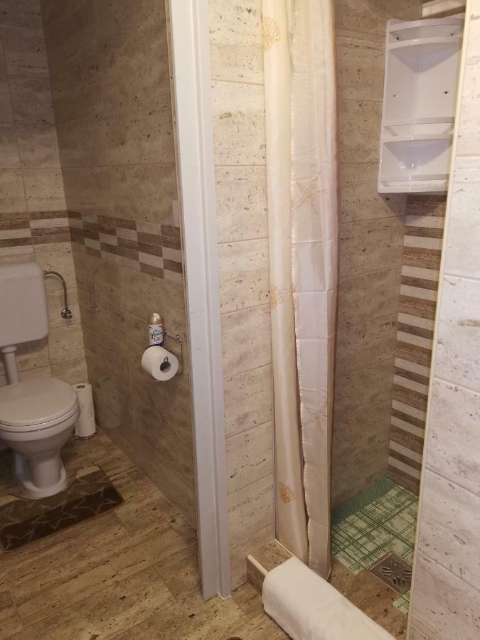 Gal Apartmanhaz Harkány Buitenkant foto