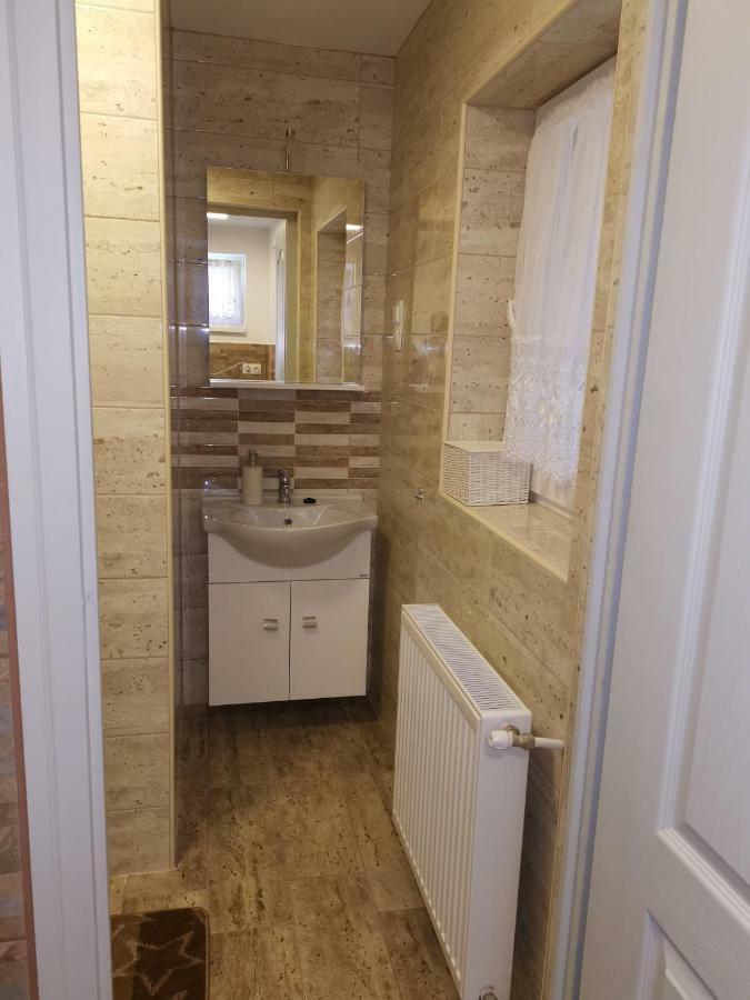 Gal Apartmanhaz Harkány Buitenkant foto